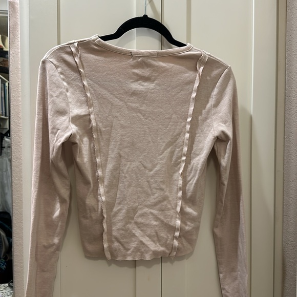 Forever 21 Long Sleeve - Picture 4 of 4